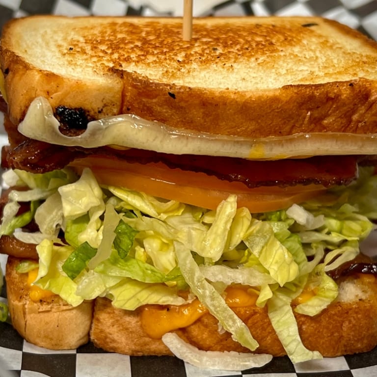 Juicy Steak Delights: A Bar & Grill Favorite